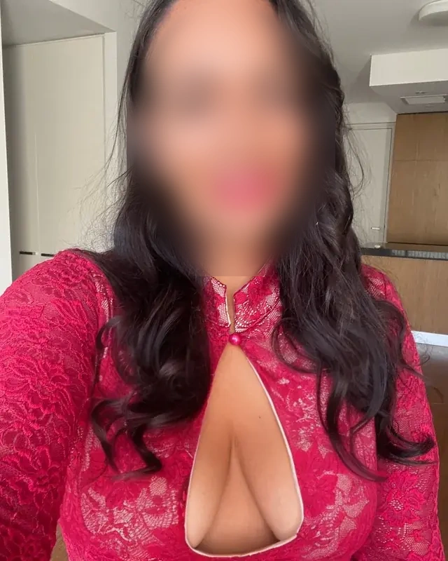 Nina - Image 7